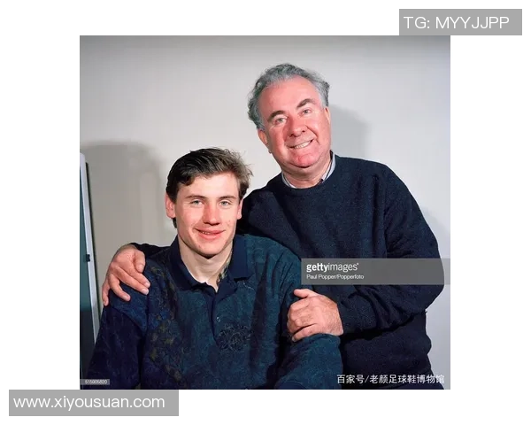 足球球星签约合同细节揭秘 揭示背后超高薪水和复杂条款